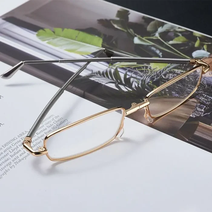 Retro Foldable Presbyopia Reading Glasses – Durable Metal Frame for Men & Women - Image 15
